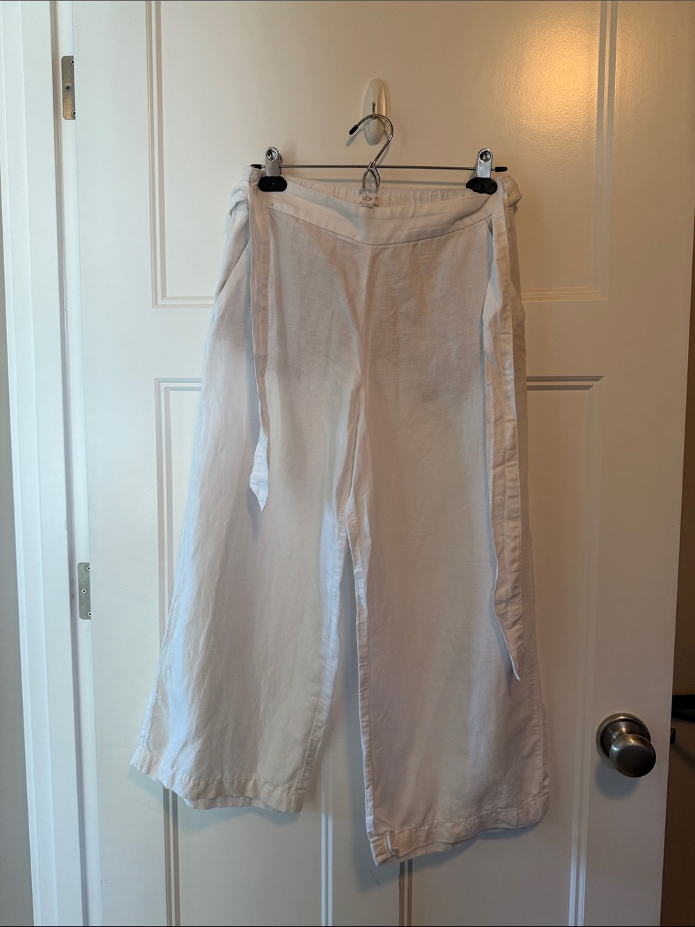 LOFT White Petite Women’s Linen Pants with lining and sash